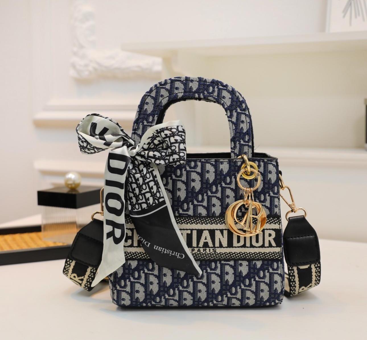 Women's bag's